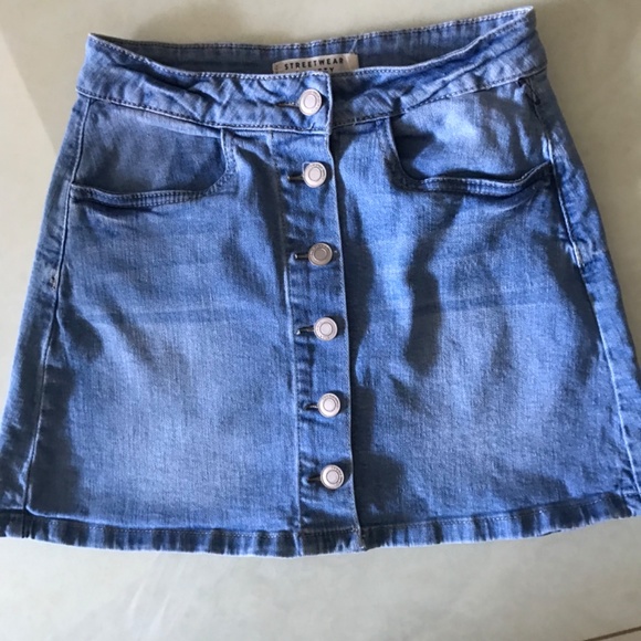 Streetwear Society Mini Skirt - Picture 2 of 11